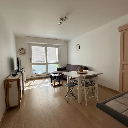Apartment Near The -